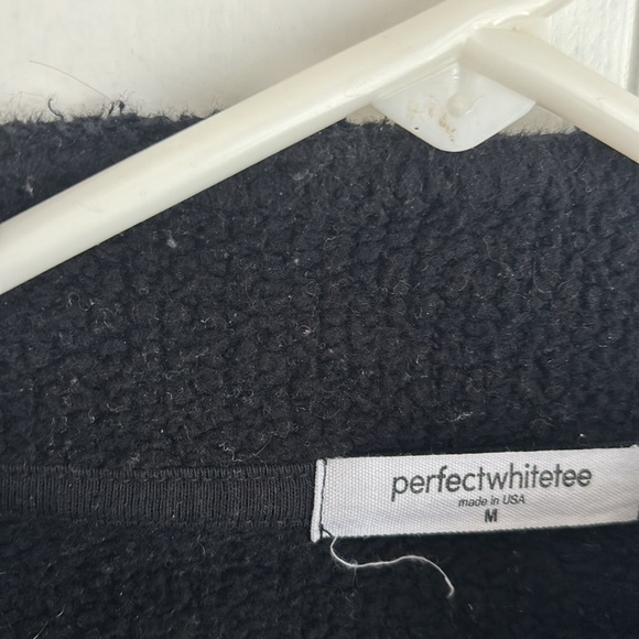 Perfectwhitetee black zip up sweater medium - Picture 3 of 3